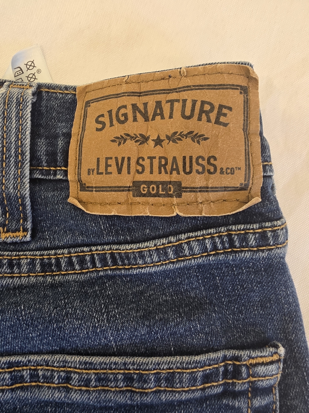 Signature Gold Levi Strauss & Co Blue Wash Jeans Men Slim Fit W38 L32